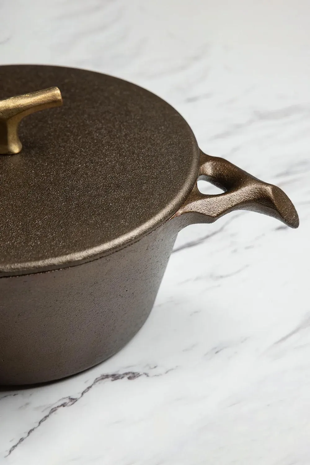 3.5 quart Cast Iron Dutch Oven