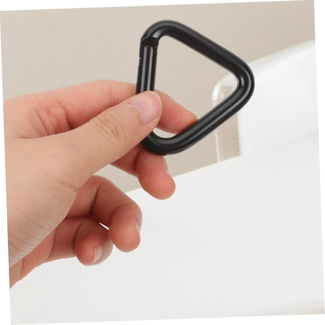 BESPORTBLE Big Carabiner Clip Samll Metal Carabiner Hanging Buckles Triangle Climbing Buckle Aluminum Alloy Black