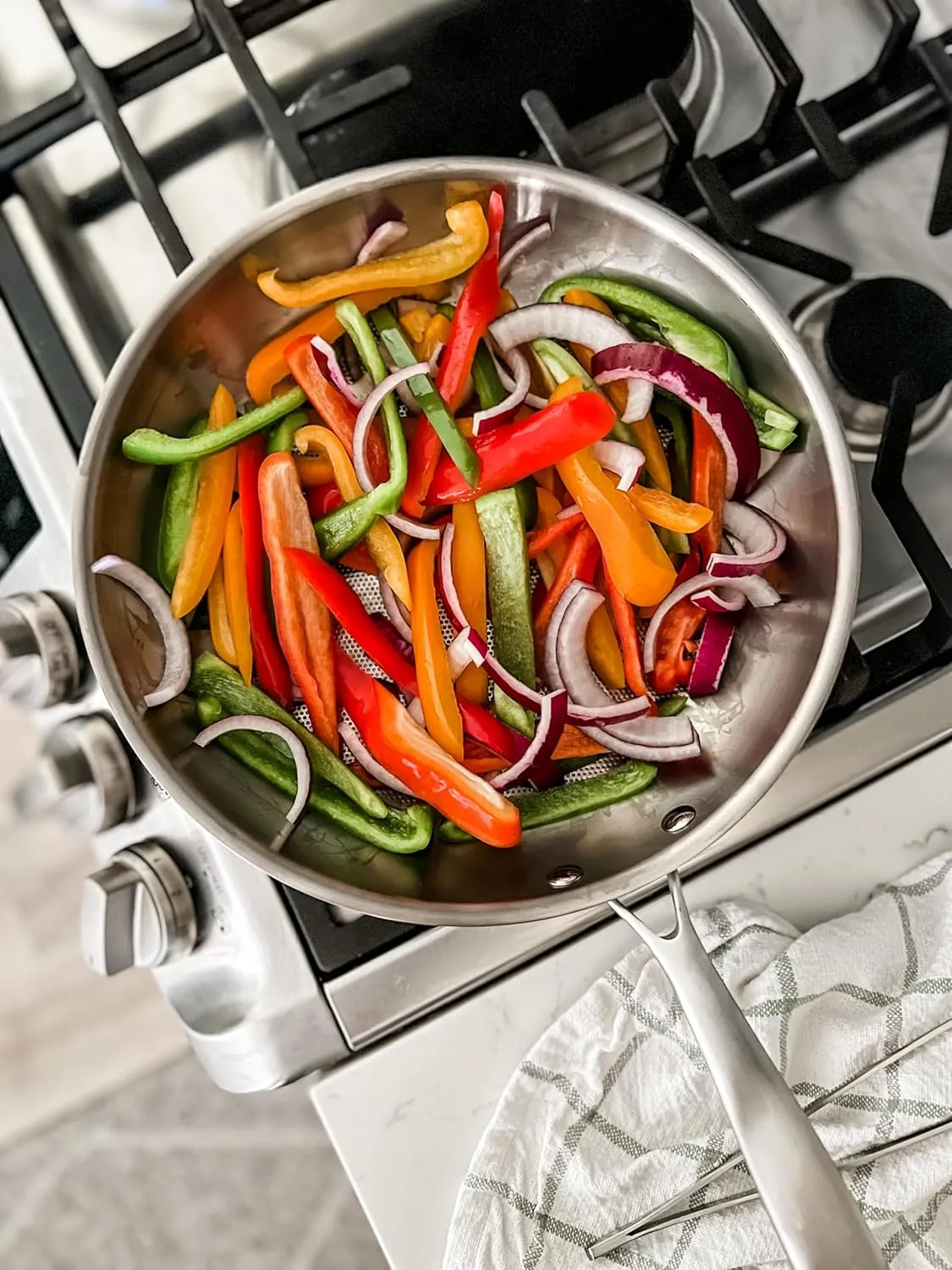 Black Cube TitaniumMAX Cookware - Made in France - Quick Release Titanium Cookware - 8" Fry Pan - Titanium Pan Suitable for Induction Cooktops - No PFAS