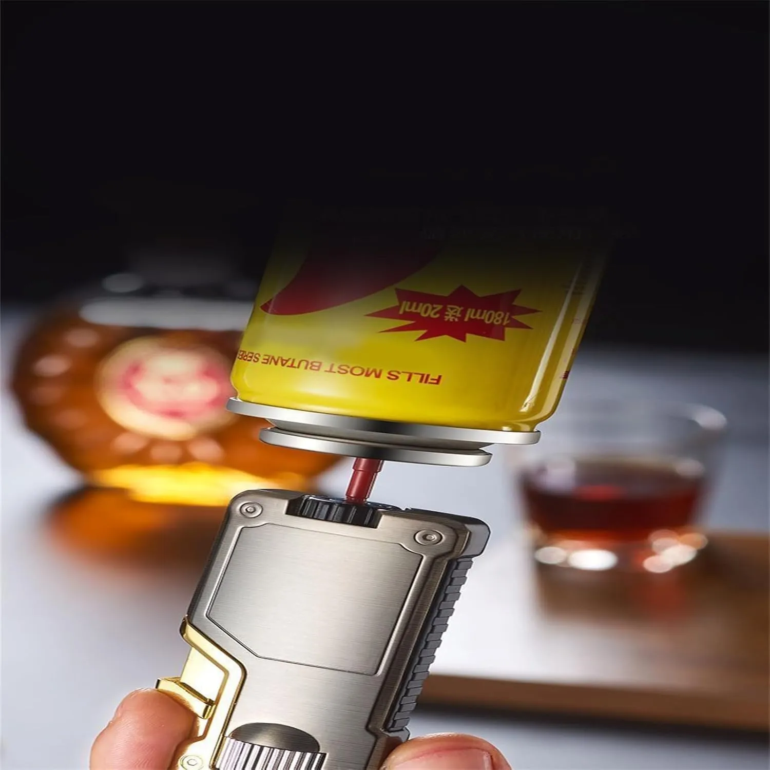 Color Changing Flame Waterproof Lighter Torch Lighters Butane Butane Torch Lighter for BBQs Camping (D8)