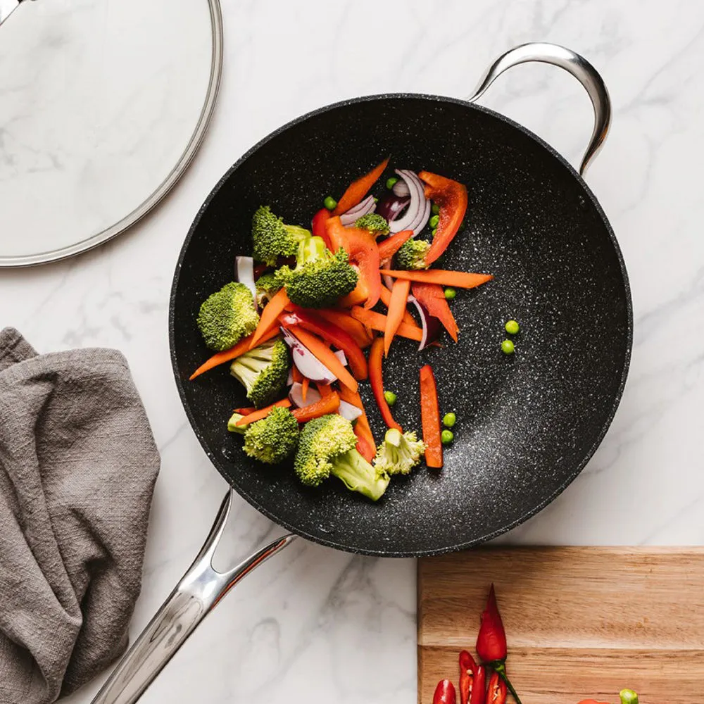 Cuisine::pro® IRONROC Wok with Lid 12"