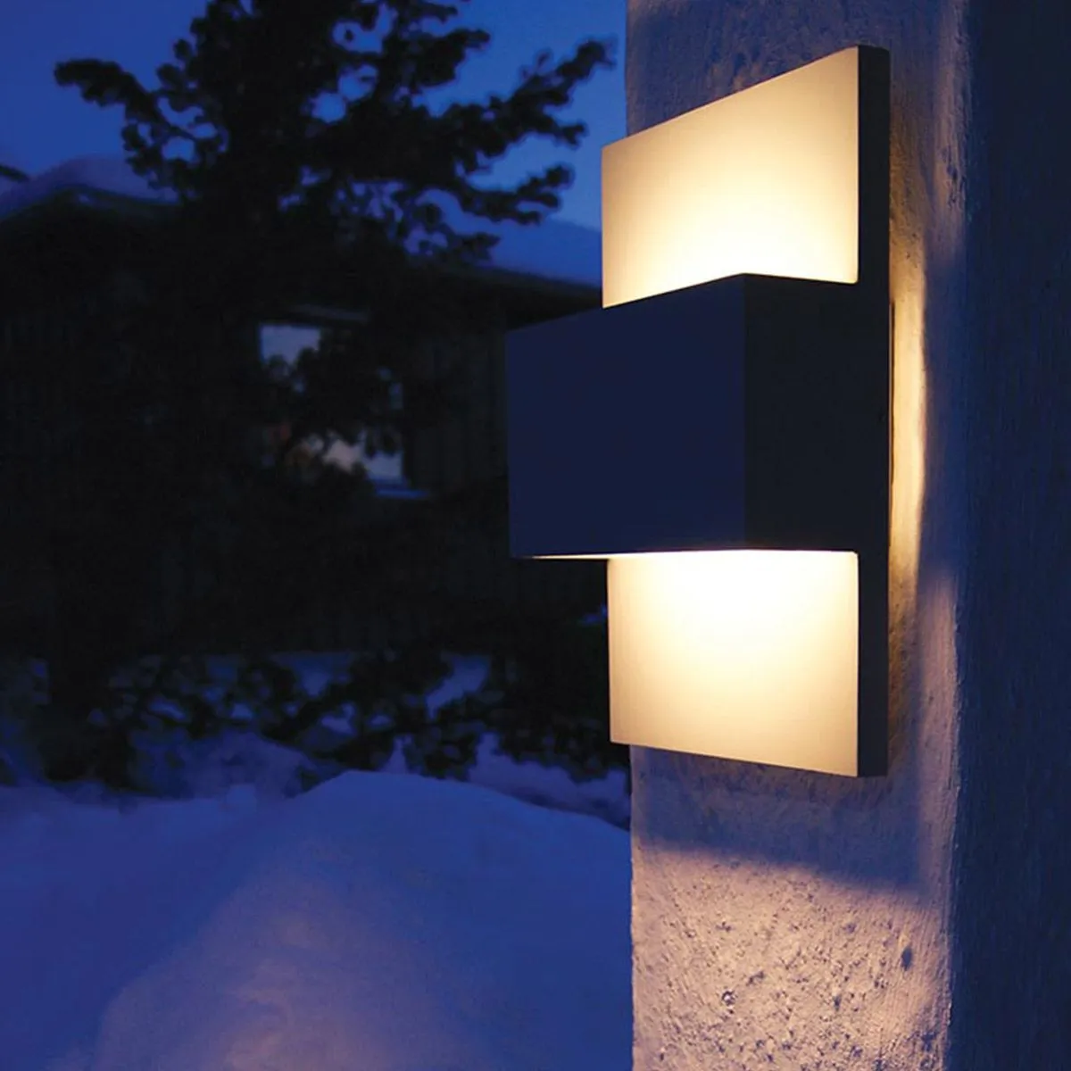 Geneve E27 Wall Lantern - Graphite | Graphite