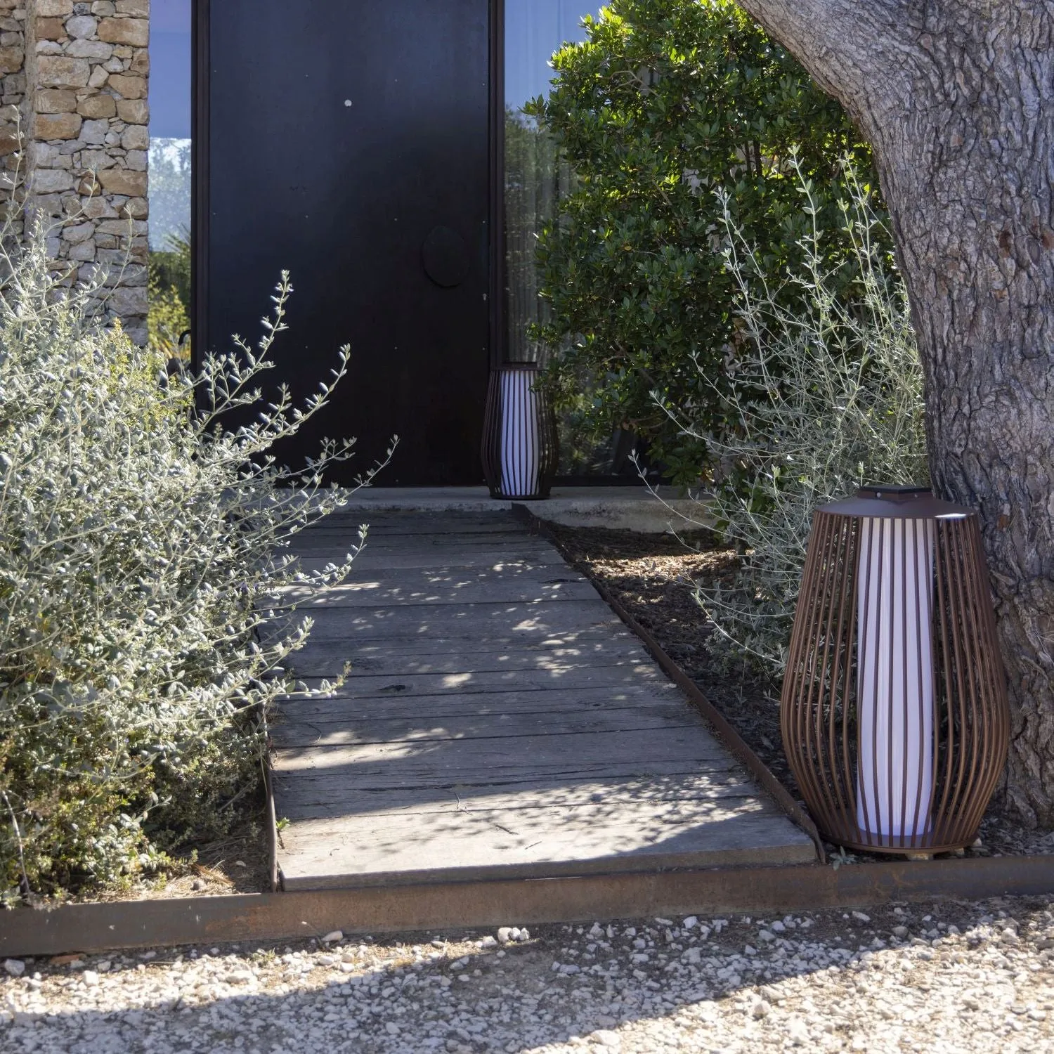 Les Jardins Mandaley Solar Lantern