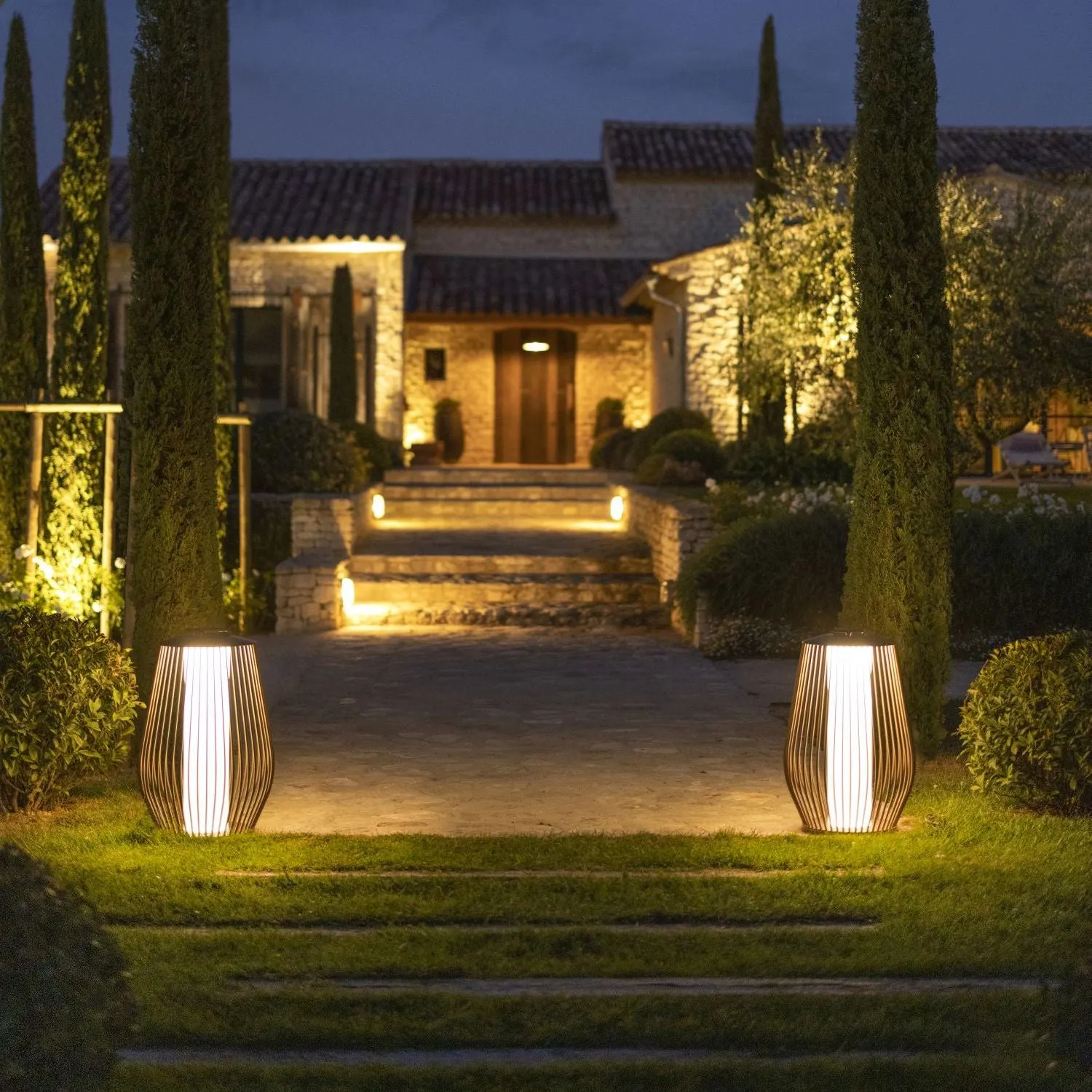 Les Jardins Mandaley Solar Lantern