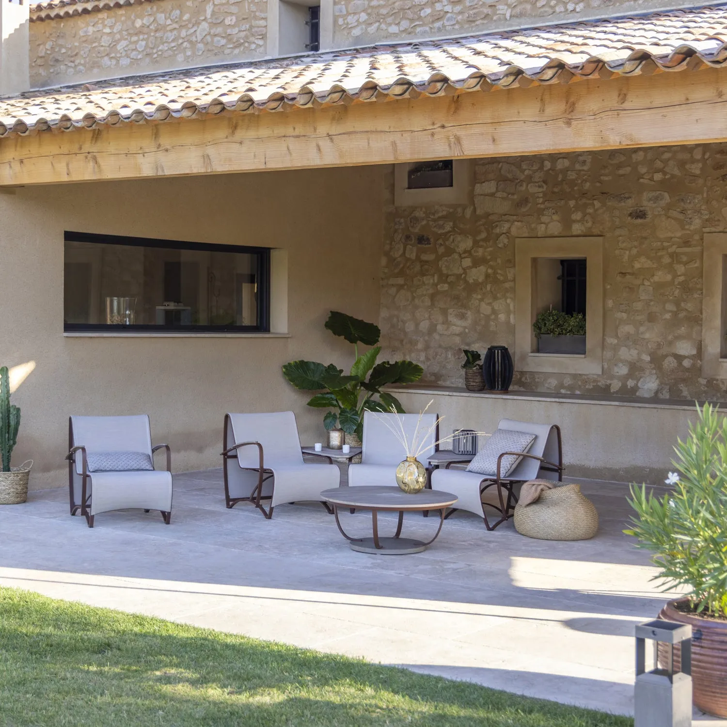 Les Jardins Pastek Solar Lantern