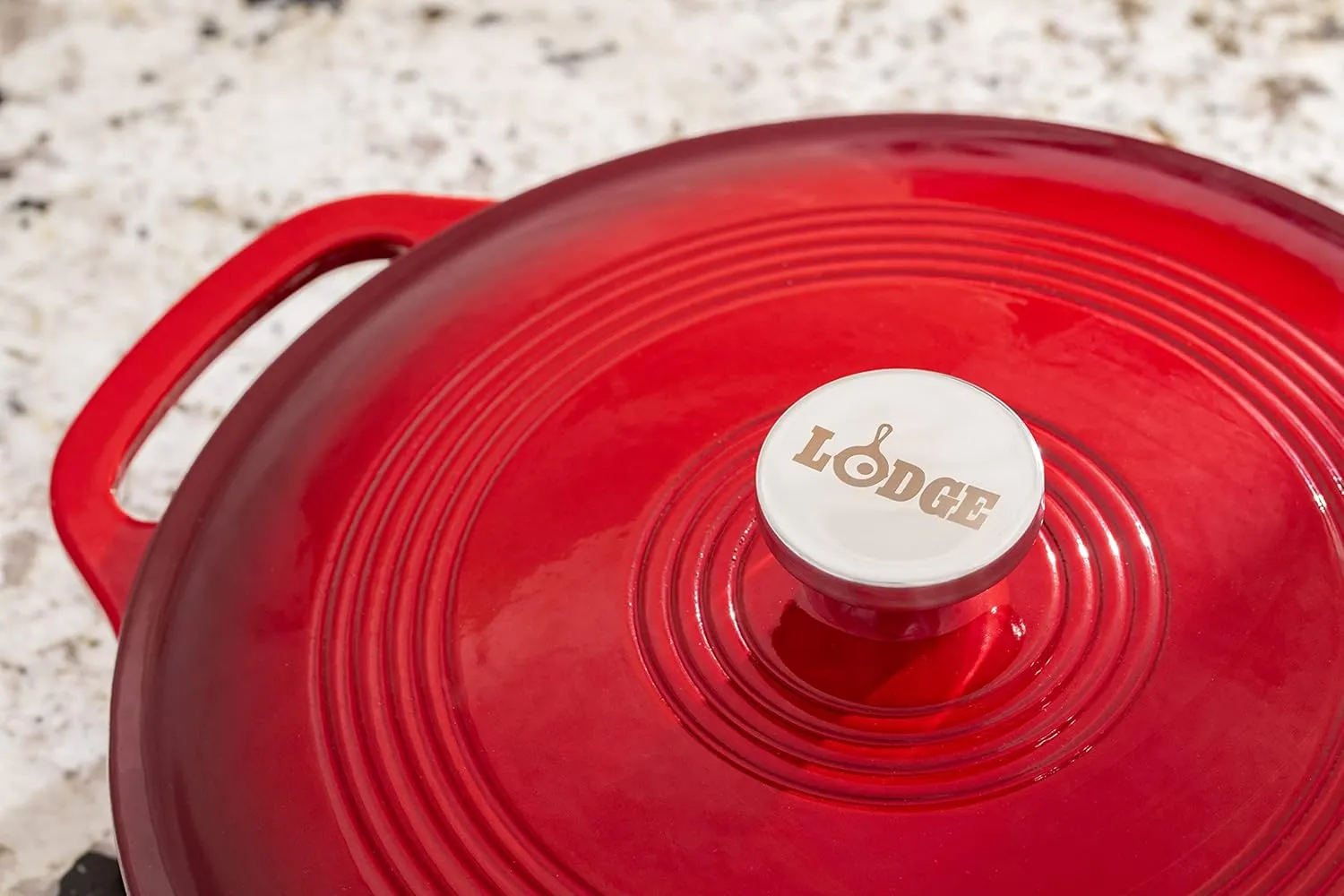 Lodge 3.6 Quart Enameled Cast Iron Oval Casserole With Lid– Dual Handles – Oven Safe up to 500° F or on Stovetop - Use to Marinate, Cook, Bake, Refrigerate and Serve – Island Spice Red