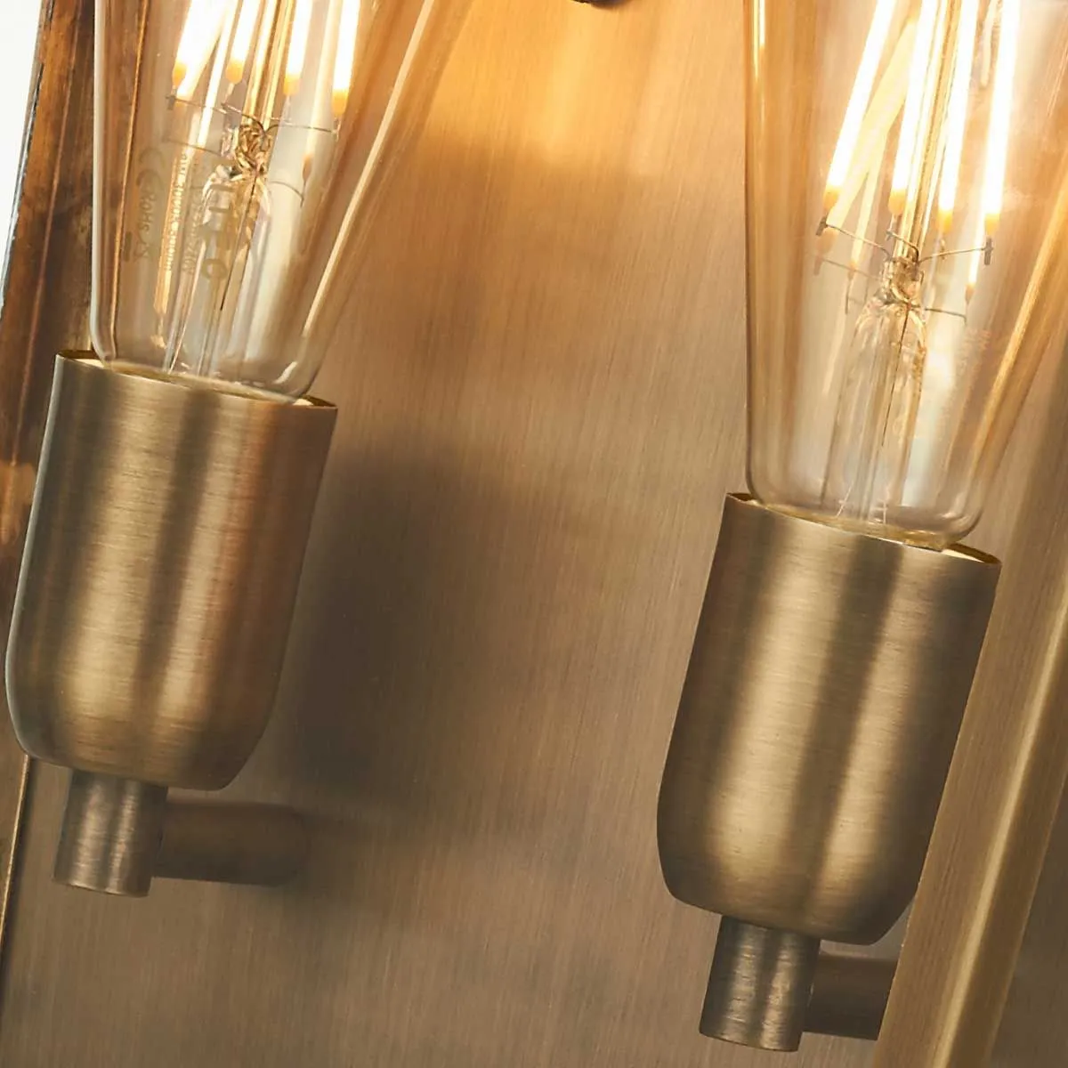 Mansion House 1 Light Large Wall Lantern | Aged Brass