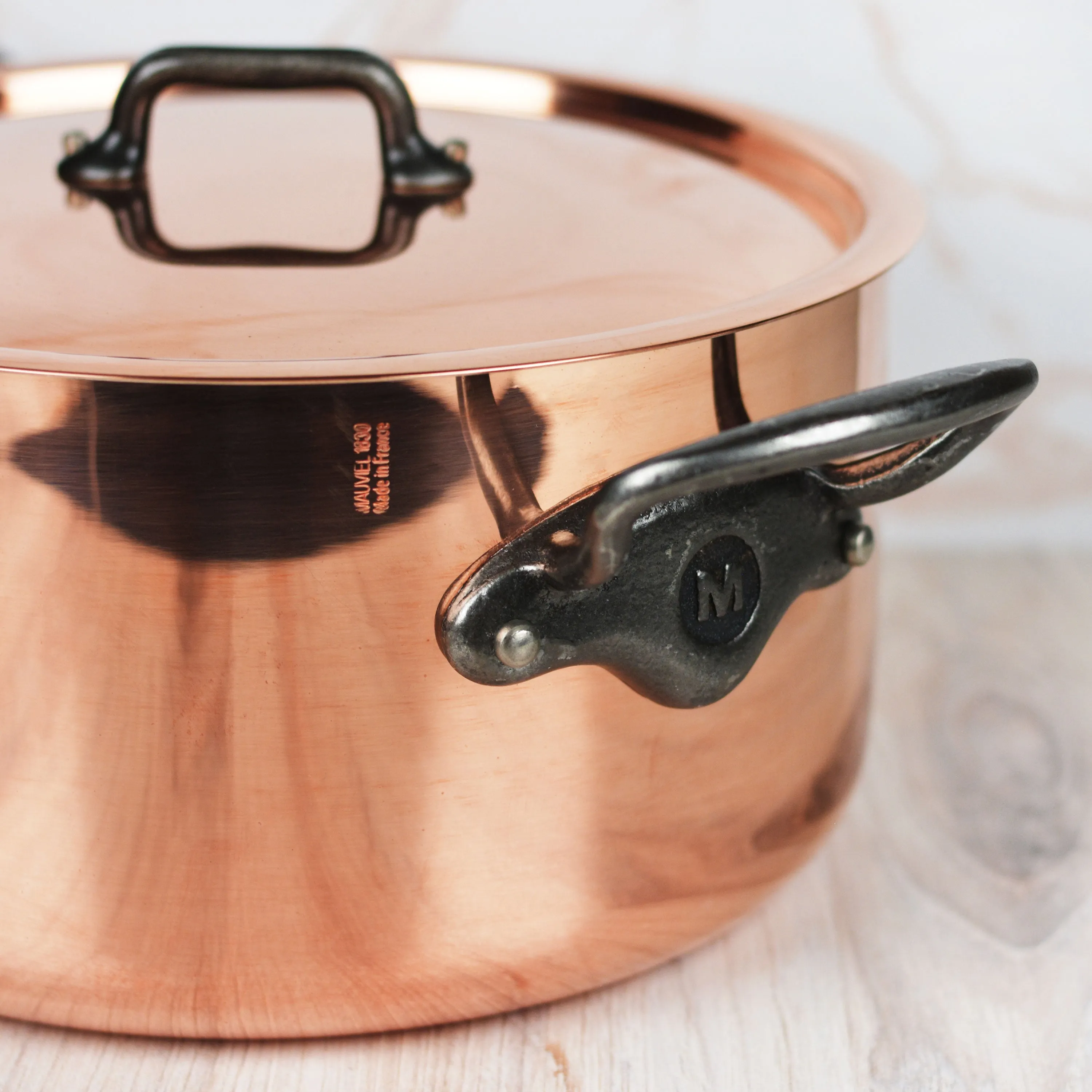 Mauviel M200Ci 9.4-quart Copper Stock Pot