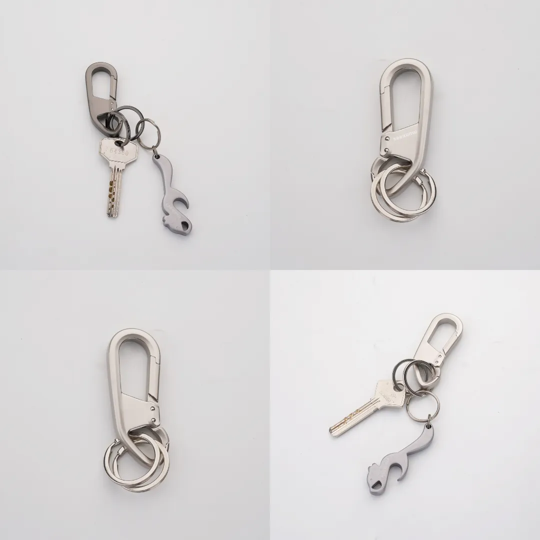 Munkees Heavy-Duty Carabiner w/ Keychains