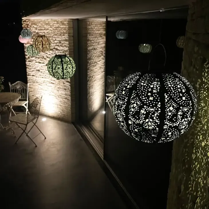 Outdoor Solar Lanterns - 2 Pack