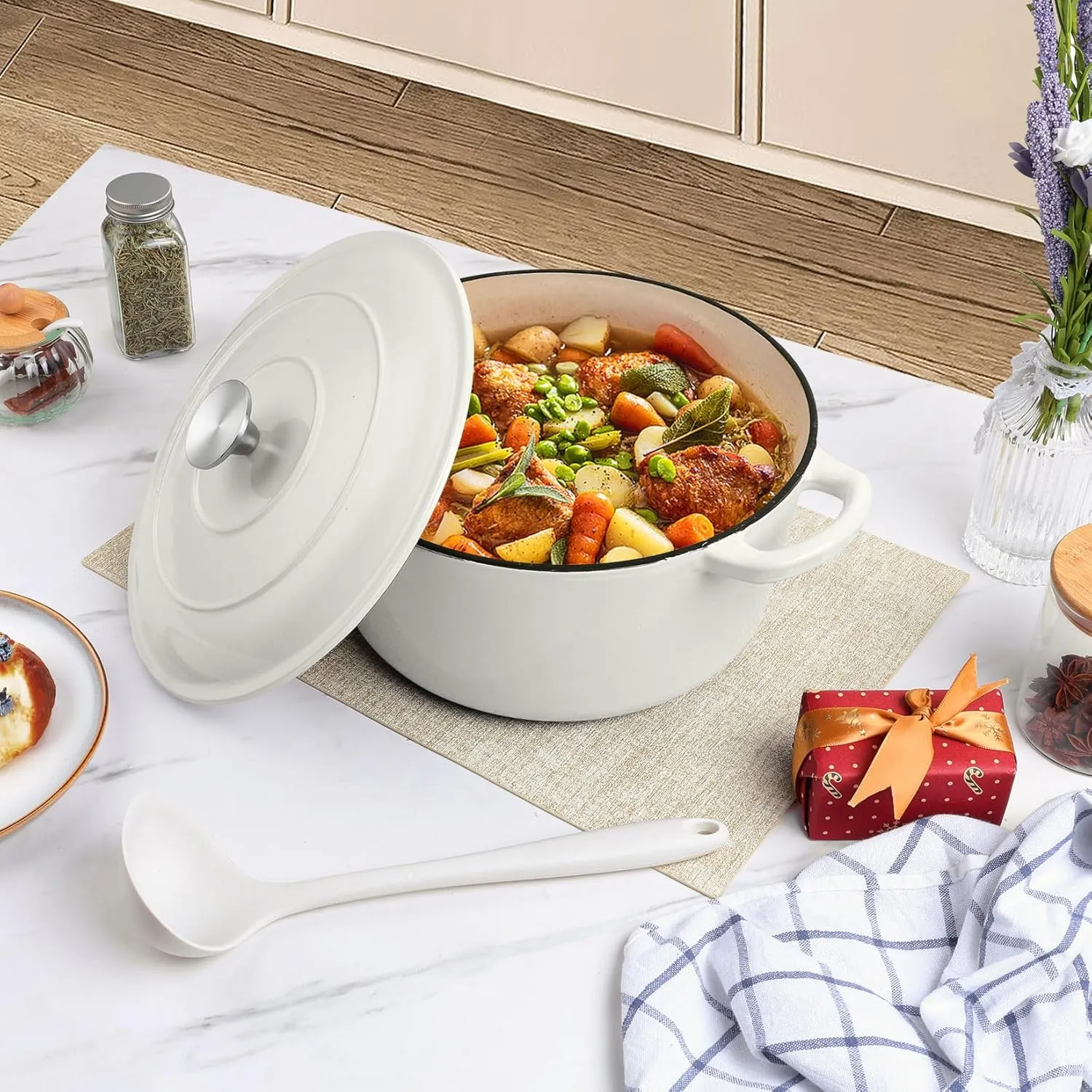 P&P CHEF 6 Quart Enameled Dutch Oven with Lid, Cast Iron Dutch Oven Pot, Enamel Round Cooking Stock Pot for Braising, Stewing, Roasting, Baking, Fit Various Stoves, (6 QT, White)