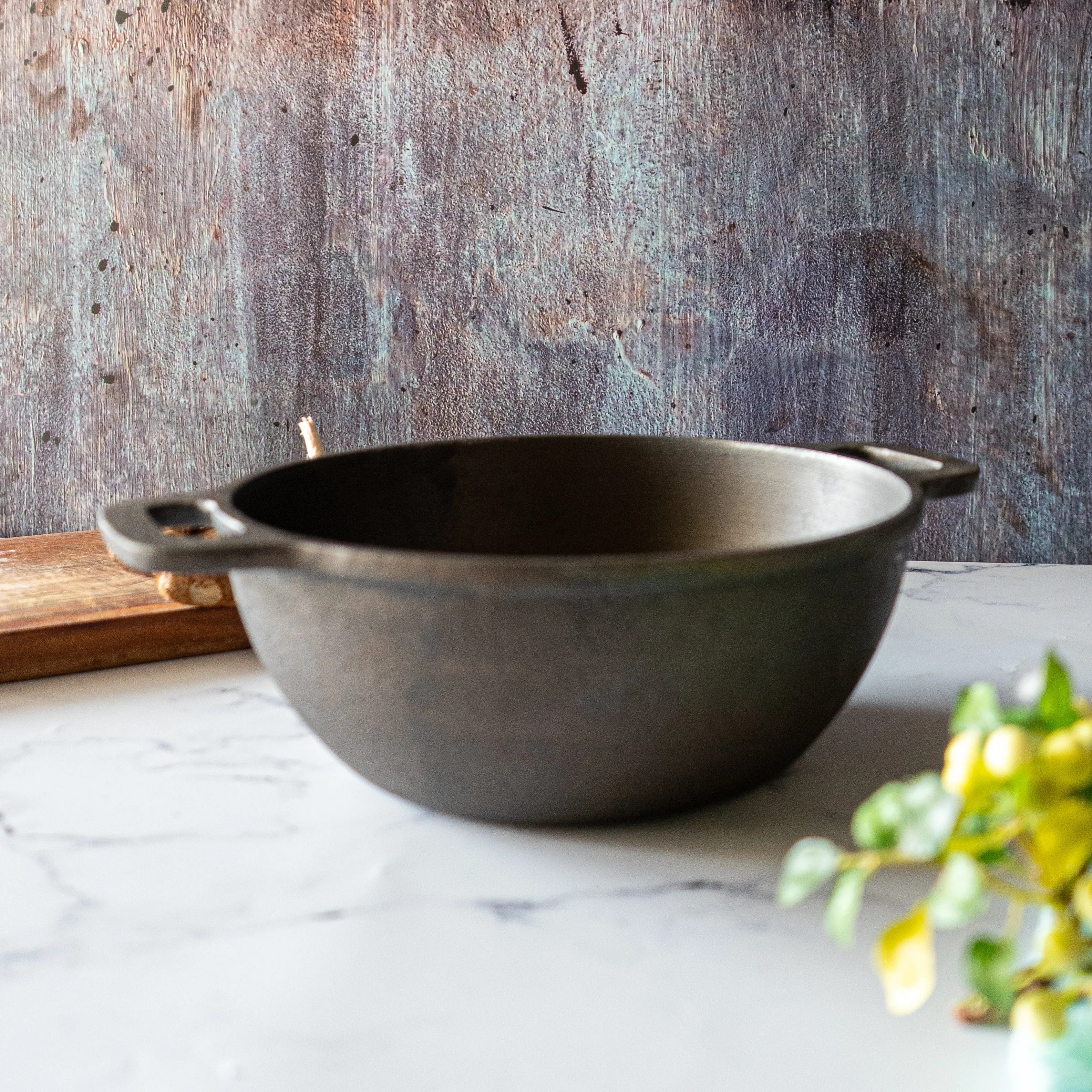Pre-Seasoned Cast Iron Deep Kadai (10 Inches)