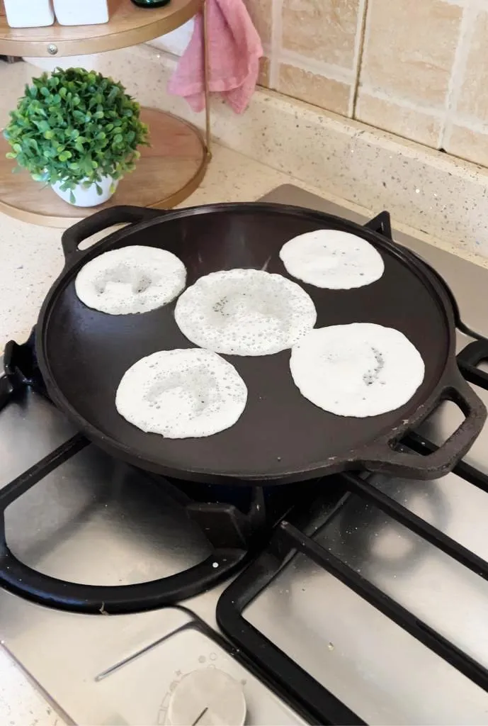 Pre-Seasoned Cast Iron Dosa Tawa, 12 Inches, Black