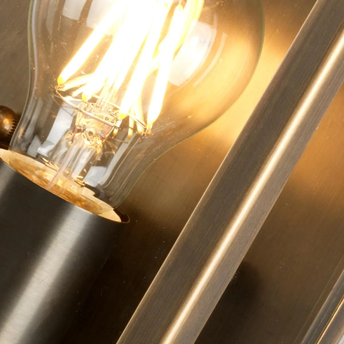 Regents Park 1 Light Wall Lantern - Brass | Aged Brass