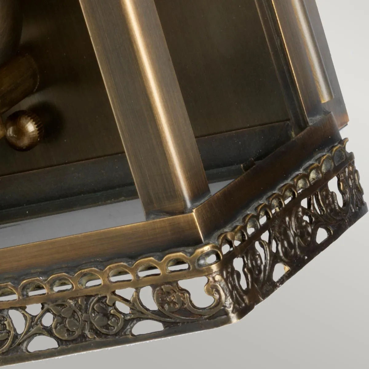Regents Park 1 Light Wall Lantern - Brass | Aged Brass