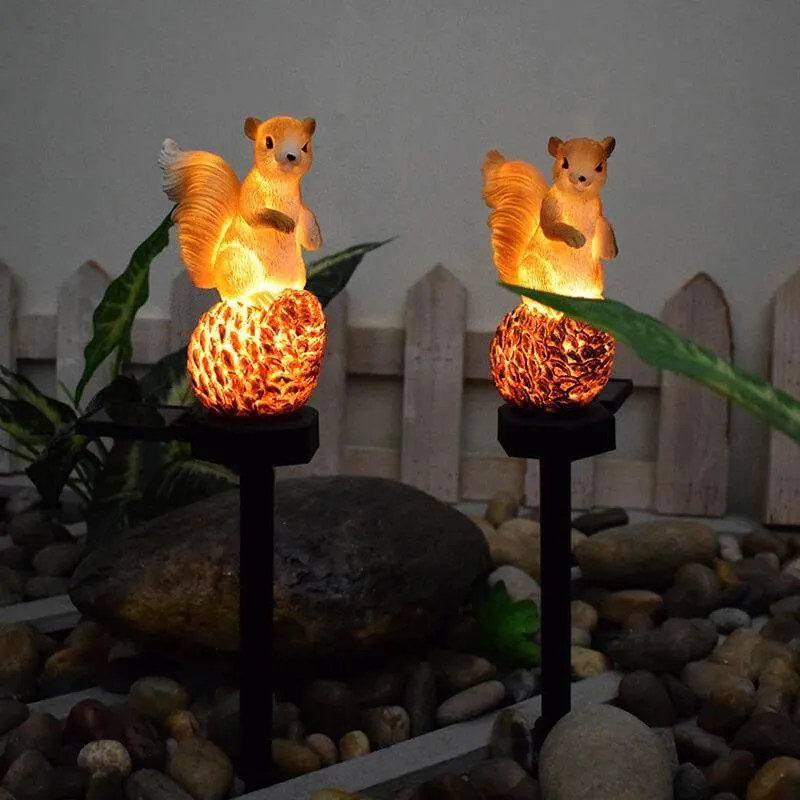 Solar Lantern - Decorative Squirrel Garden Light