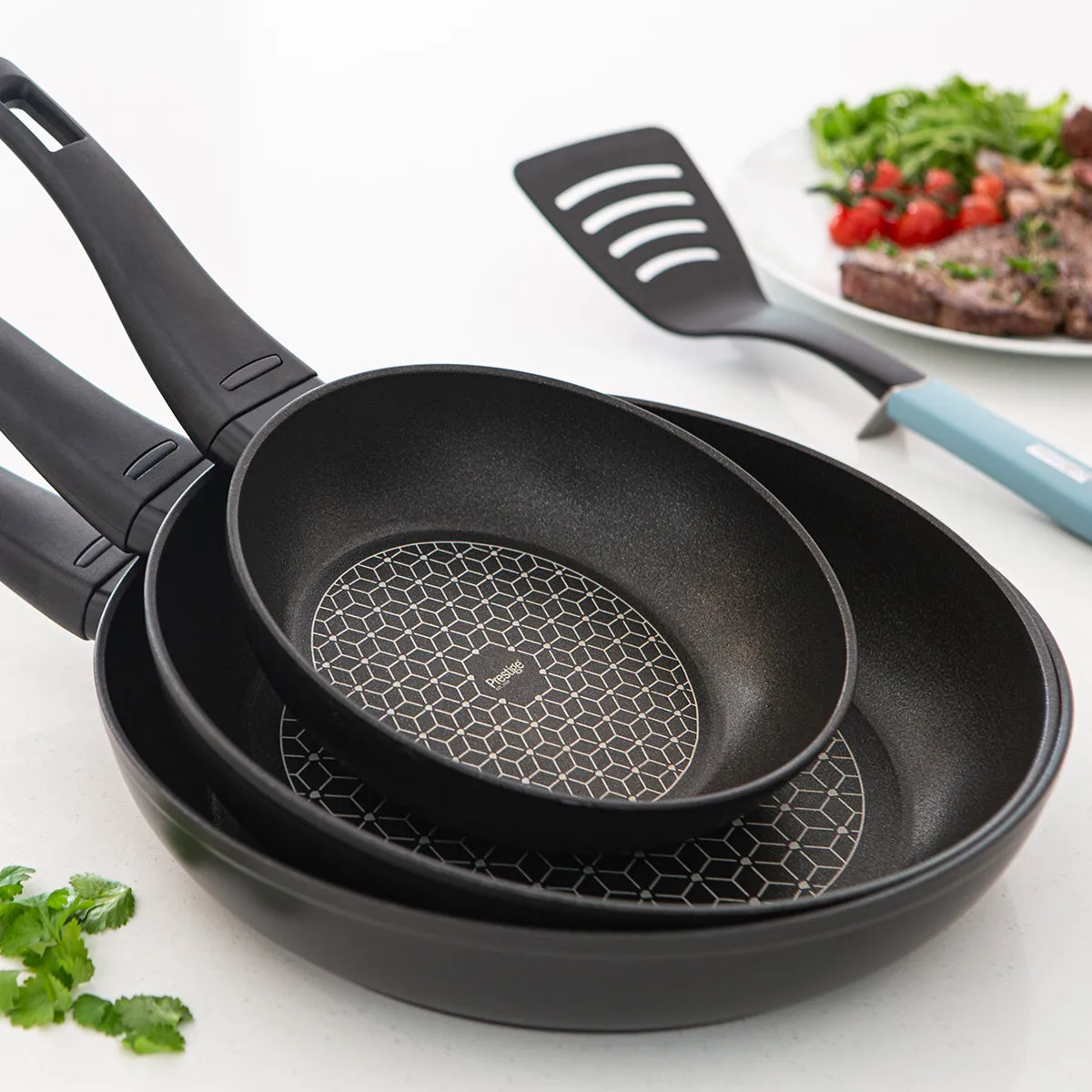 Thermo Smart: Heat Indicator Non-Stick Saucepan & Frying Pan Set - 5 Pieces